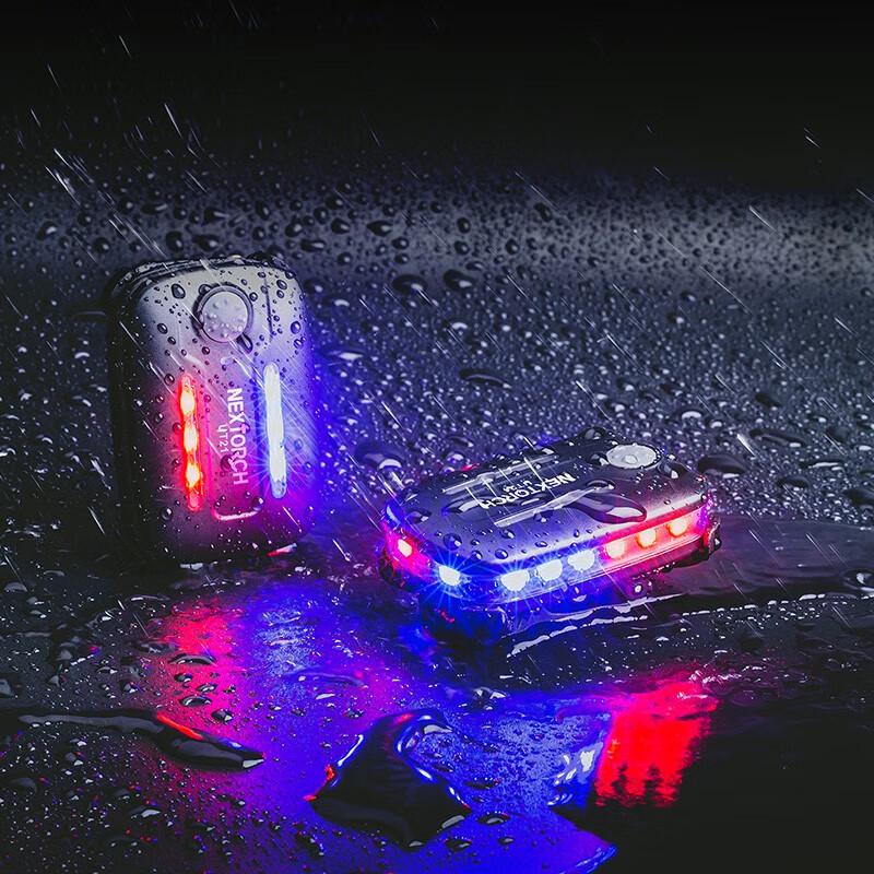 Red & Blue Flashing Security Patrol Shoulder Light