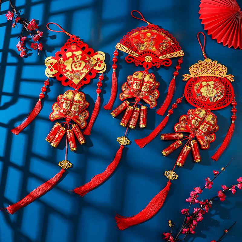 2025 New Year Pendant: Festive Decoration for Attracting Wealth and Fortune, Ideal for Spring Festival Celebrations.