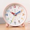 11,43 см Бесшумный обучающий будильник с цветными цифрами, стрелками, большим дисплеем, работает от батареек, батарейка АА в комплект не входит, настенные часы
