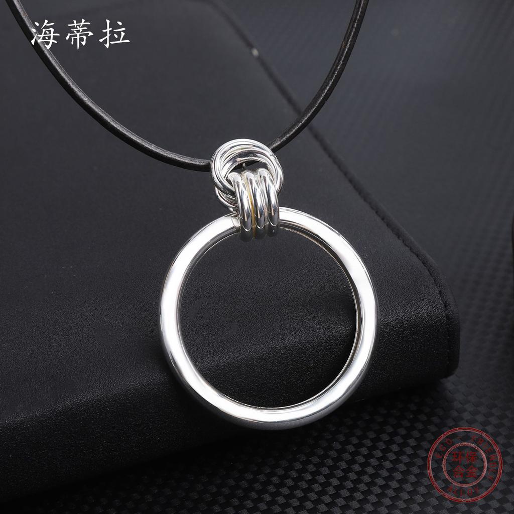 Металлический геометрический кулон в стиле INS, преувеличенное посеребренное колье из кожаного шнура с бабочкой, уличная мода, чокер.