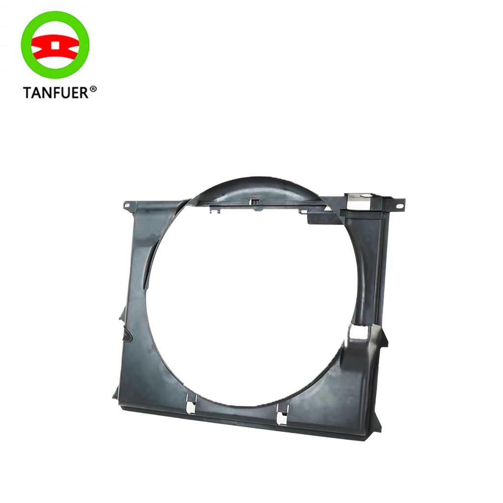 Воздуховод кожух вентилятора для BMW 3 серии E36 и Z3 17111723031 - В наличии