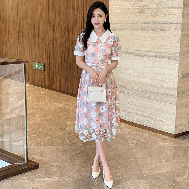 Новое модное розовое платье 2024, летнее платье с вышивкой и милыми цветочными пайетками для женщин, элегантное модное сетчатое платье длиной до колена