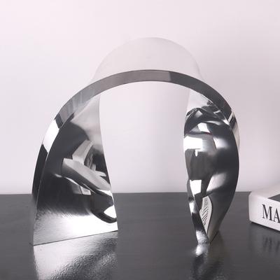CNordic Light Luxury Стеклянные изогнутые арочные орнаменты Модель комнаты Отель B&B Книжный шкаф Прихожая Дизайнерские мягкие украшения