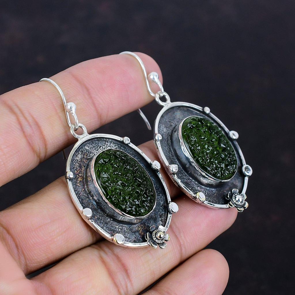 Серьги из молдавита, настоящие серьги из драгоценных камней, серьги из стерлингового серебра 925 пробы, потрясающие ювелирные изделия, серьги ручной работы, подарки для нее, уникальные стильные украшения