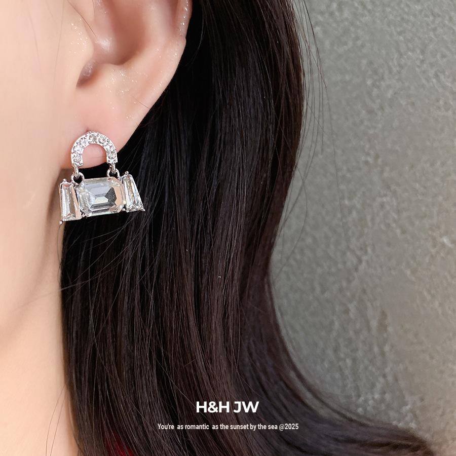 Серебряная Игла Алмазные Сумки Подвеска Серьги Женские Новые Изысканные Модные Серьги с Характером Нишевые Премиум Универсальные Серьги