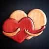 Wooden Heart Ornament Handmade Hugging Love Hearts Romantic Heart Ornament Couple Keepsake Gift for Wedding Anniversary Valentine's Day