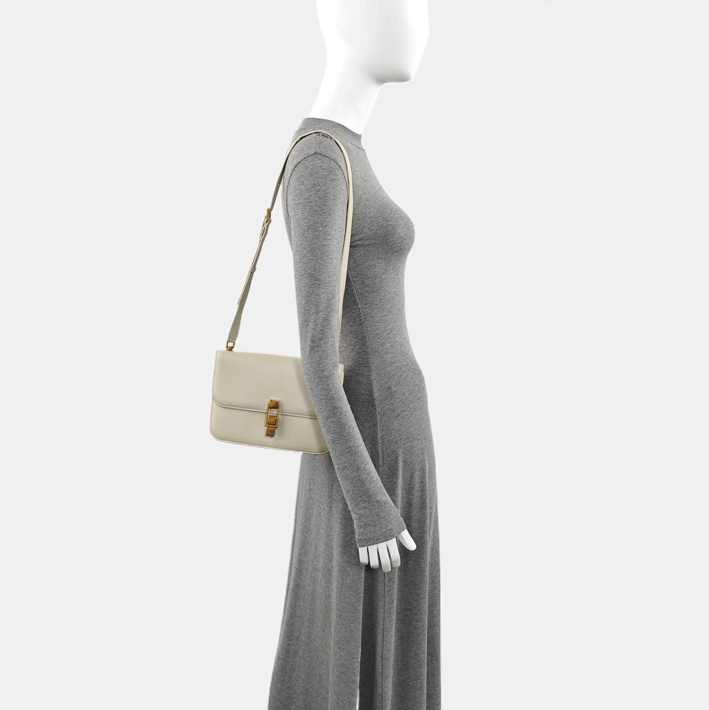 [Pre-Owned] Gray Leather Shoulder Bag - Very Good #1UM6BTZ