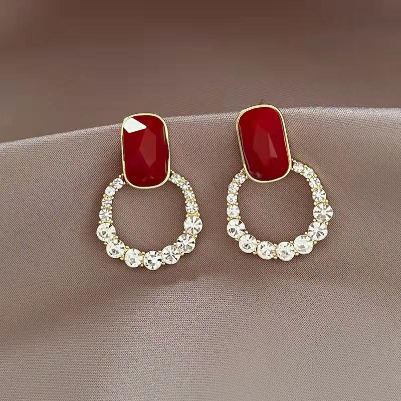 2023 Новые серьги с геометрическим дизайном Minors Design Sense в стиле ретро, европейские французские серьги, украшения в виде колец, универсальные, темпераментные сетчатые красные серьги для женщин