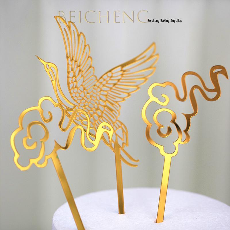 Топпер для торта на День Рождения Бога Долголетия Бабушки с веером из цветов сливы