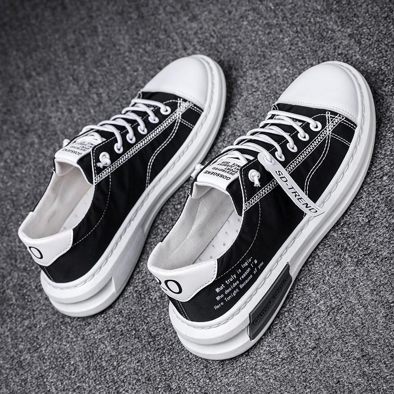 Fashion Summer Youth Men Canvas Vulcanized Shoes Flats Shoes Trend Light Breathable Men Casual Sneakers Male Board Shoe Chaussures Femme