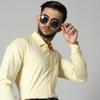Мужская светло-желтая формальная рубашка с длинным рукавом из хлопкового атласа - 90% гребенной хлопок, 10% атлас