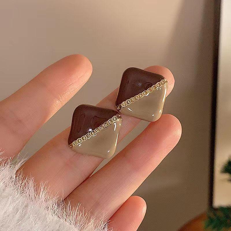 Серьги Maillard Color French High-End Milk Coffee — модный ретро-дизайн, гонконгский стиль, для женщин