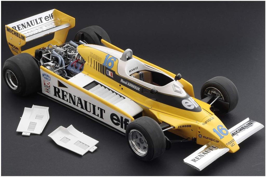 Пластиковая модель Renault F1 RE20 Turbo в масштабе 1/12 от Italeri с японскими инструкциями (IT4707)