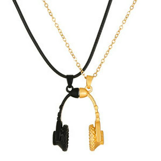 Магнитное ожерелье для пары «Солнце и Луна» – Кулон с проекцией на 100 языках