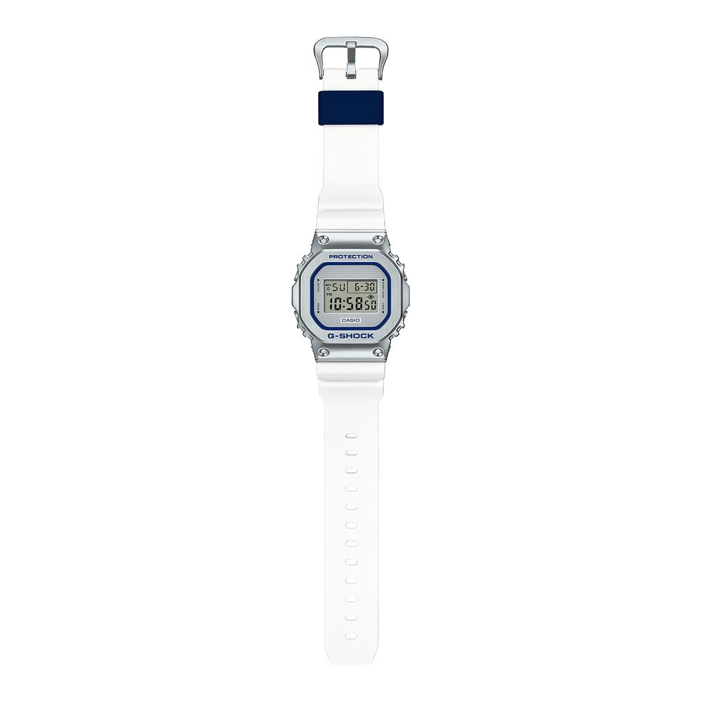 Casio Мужские часы G-SHOCK из нержавеющей стали, водонепроницаемость 200 м, ударопрочность, будильник, кварцевые часы GM-5600LC-7