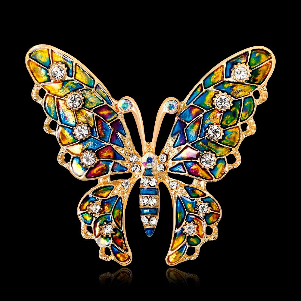 Woman Brooch, Versatile In Japan and South Korea, Colorful Oil Dripping Butterfly Brooch, New Animal Brooch Birthday Gift