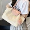 Straw bag women's 2025 new seaside woven handbag niche crossbody bag versatile tote bag is popular this year