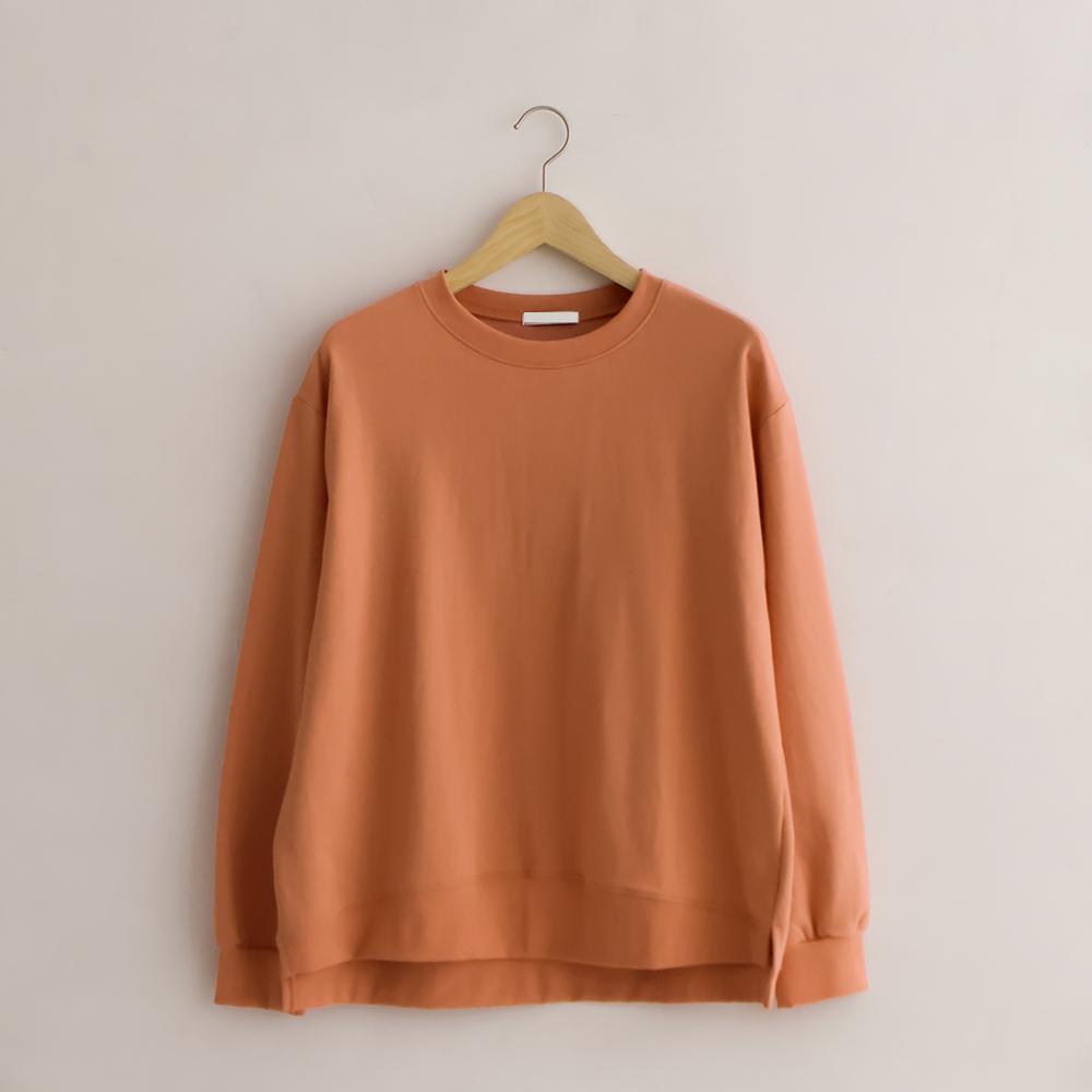 ELYSIA Gl Patch Asymmetrical Sweatshirt