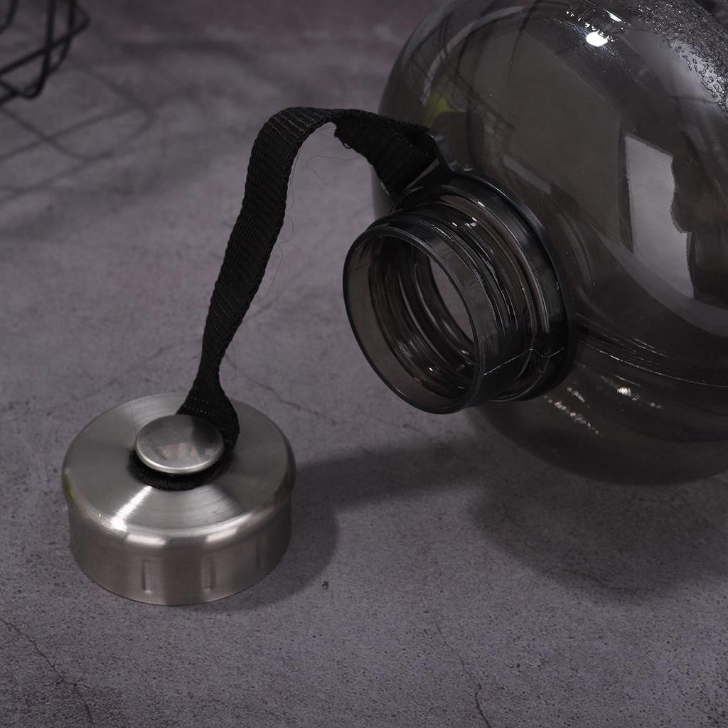 2,2 л Прочная пластиковая спортивная бутылка для воды со стальной крышкой - Ударопрочная и портативная для использования на открытом воздухе