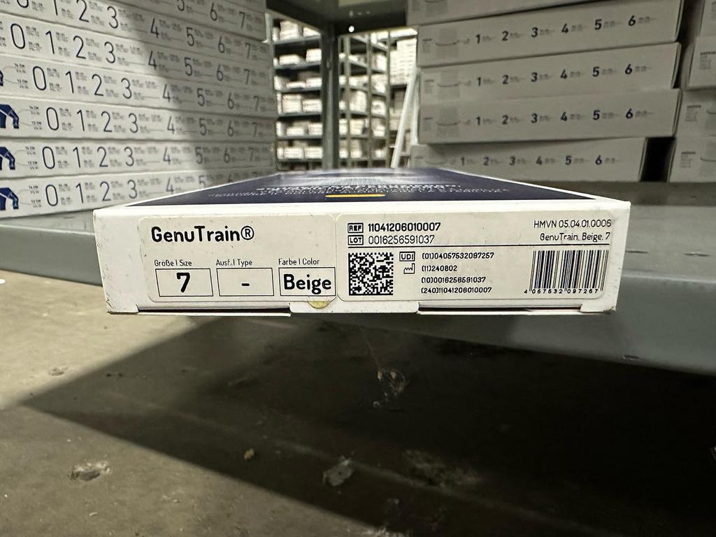 Bauerfeind Genu Train Knee Support Made In Germany General Medical Equipment Stabilization of the Knee Joint with Silicone Pad and Compression Size