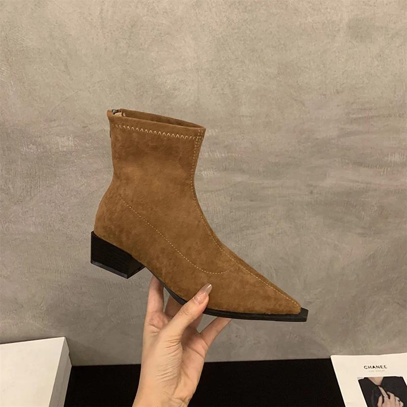 Мода 2025 Дизайнерские леопардовые женские ботильоны Модные остроносые короткие ботильоны Женские лаконичные туфли на квадратном каблуке