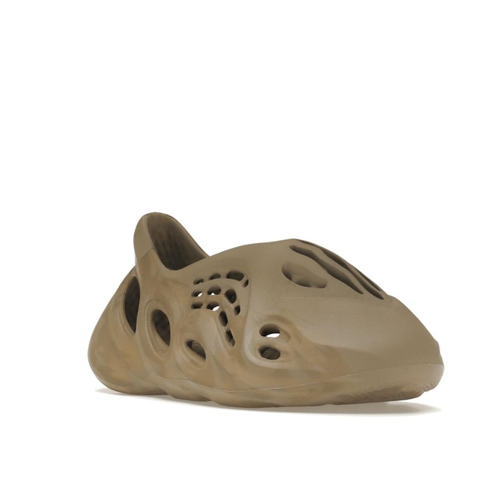 Adidas Кроссовки унисекс Yeezy Foam Runner Stone Sage Зеленые GX4472