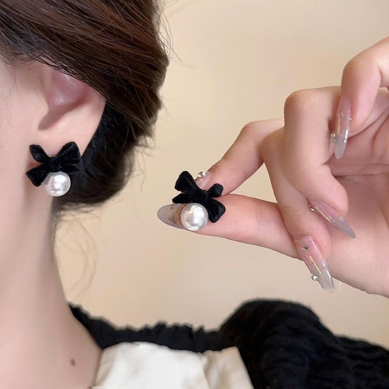 Геометрические серьги-пусеты из серебряной иглы и черного кристалла, нишевые универсальные серьги, темпераментные, легкая роскошь, премиальные серьги