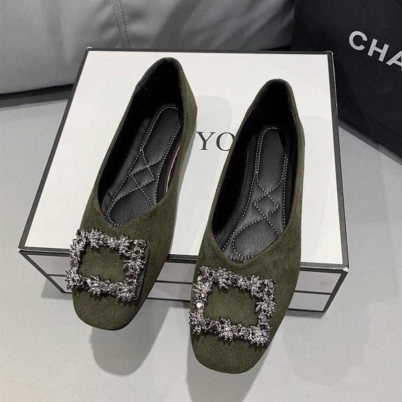 Туфли со стразами весна и осень квадратный носок мелкий вырез плоская подошва удобные одинарные туфли женские