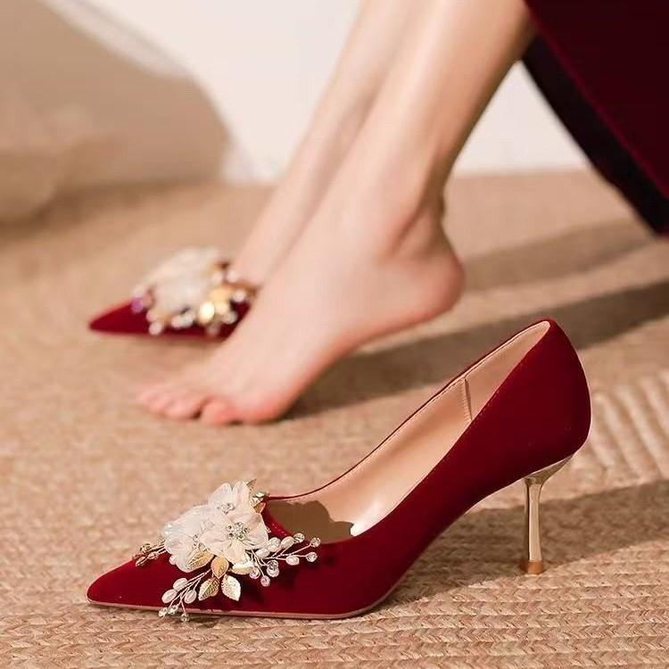 Fashion Classic Pumps Female Wedding Party Slip On Thin High Heels Pointed Toe Women Shoes Flower Crystal Bling Summer Shoes
