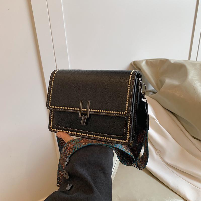 Autumn Retro Shoulder Messenger Bag, Popular Niche Design This Year, Small Bag Women's Bag 2025 New Small Square Bag