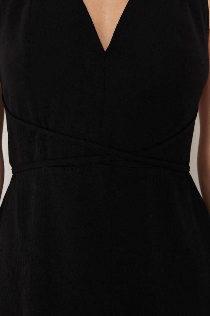 Женское стильное платье Черное тканое пляжное платье миди с открытой спиной