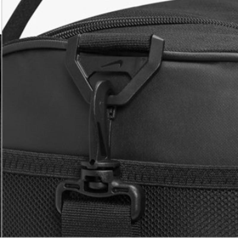 Nike Коллекция дорожных сумок Brasilia, выбор 1