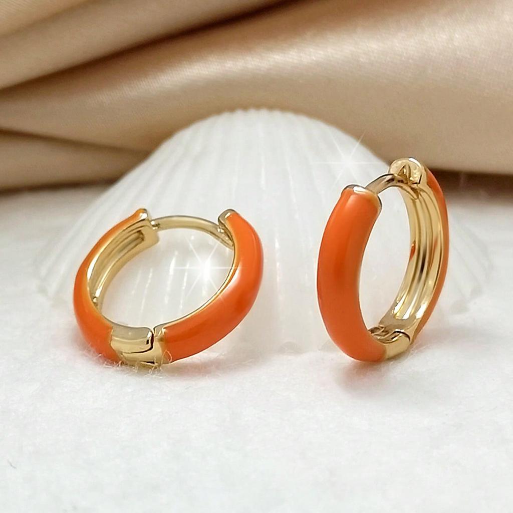 Fashionable and Minimalist Dopamine Colored C-shaped Earrings for Women's Daily Versatile Accessories
