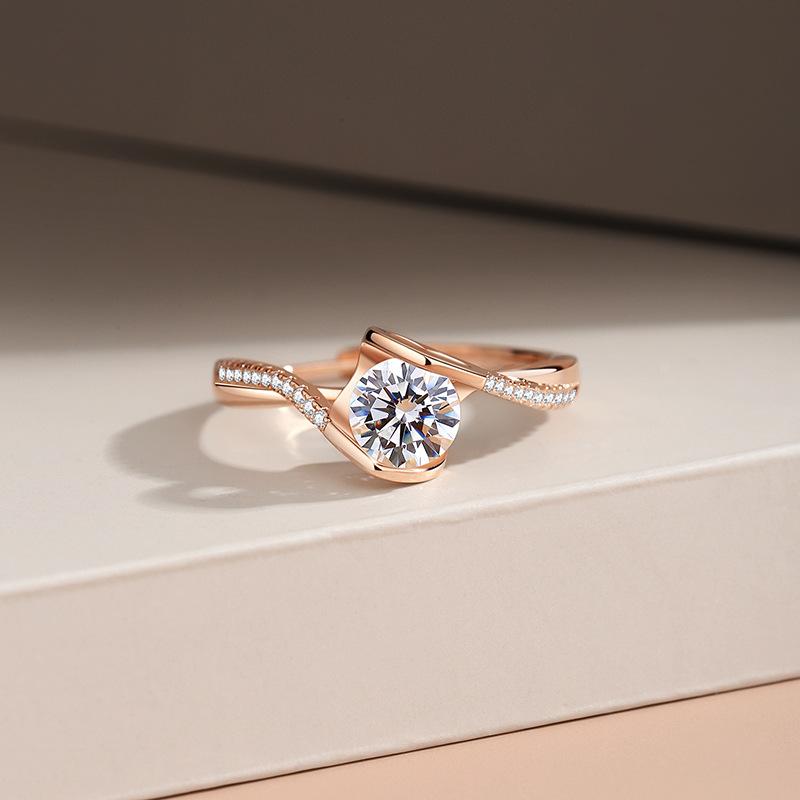 Легкое роскошное темпераментное кольцо с инкрустацией из циркона Love Twisted Arm Ring для женщин