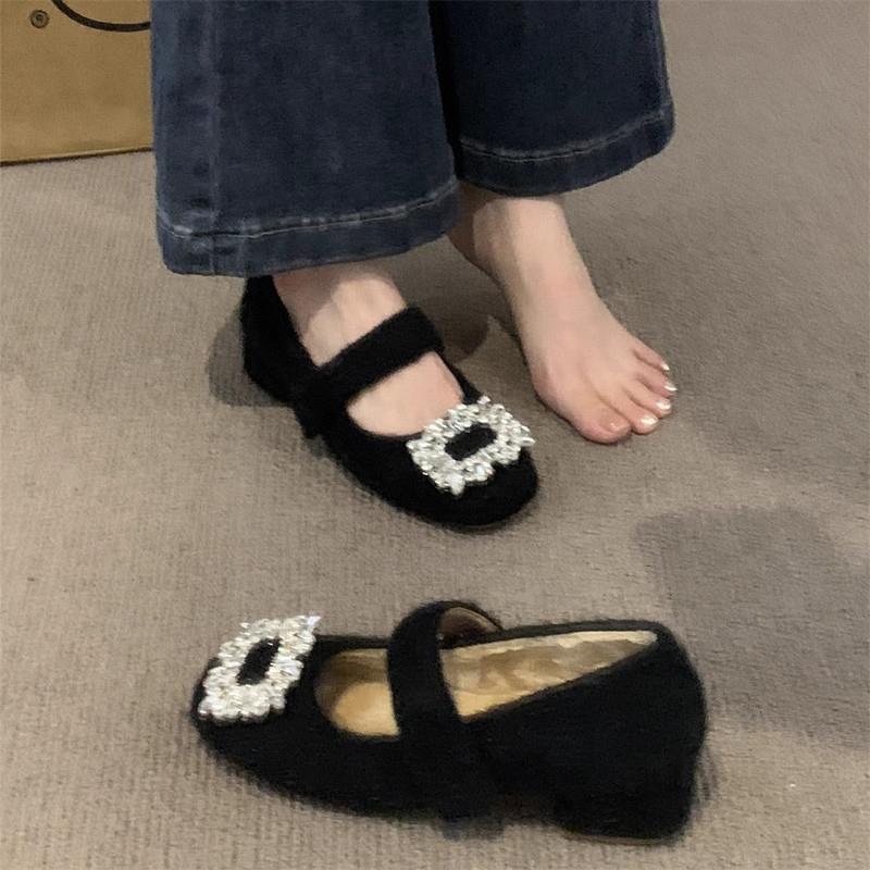 Женские туфли Мэри Джейн из кристальной замши на низком каблуке с пряжкой, зимние трендовые элегантные туфли-лодочки для вечеринки Zapatos Mujer 2025 года