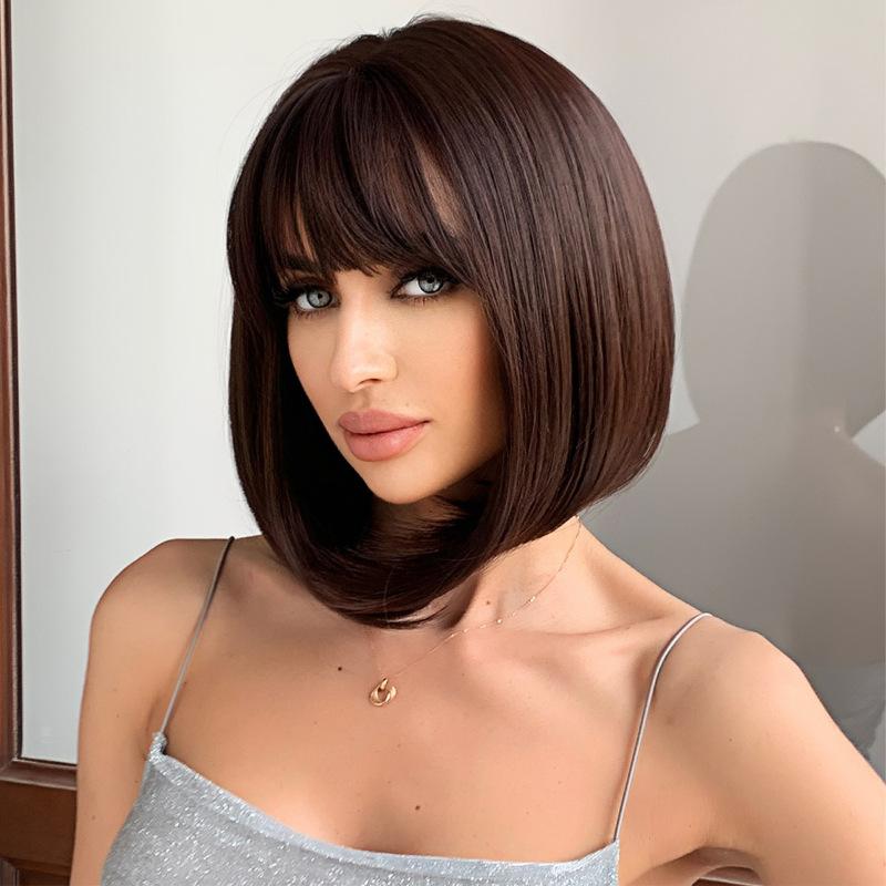 Короткие прямые синтетические парики, черно-коричневые парики «боб» с челкой для женщин, длина до плеч, повседневный парик для косплея, термостойкий парик для вечеринки