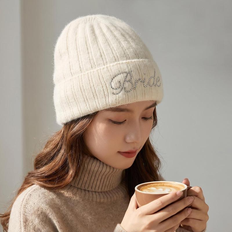 Autumn and winter versatile hat women's commuter fashion wool hat casual simple knitted hat showing small face big head circumference bag head hat