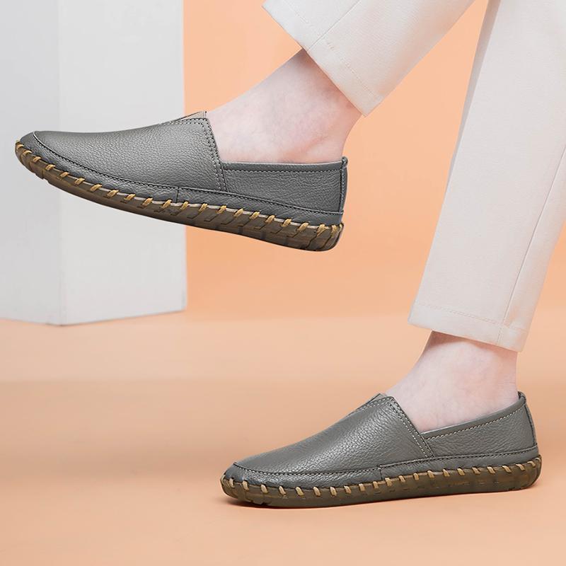 Модная обувь из натуральной кожи для мужчин. Повседневная обувь. Ультралегкие мужские мокасины с мягкой подошвой. Дышащие удобные туфли на плоской подошве. Прогулочная обувь.