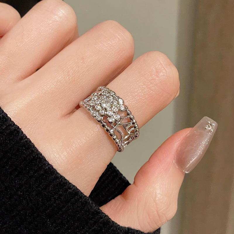 New Niche High-End Star Light Luxury Open Ring High-End Simple Inlaid Exquisite Personalized Jewelry