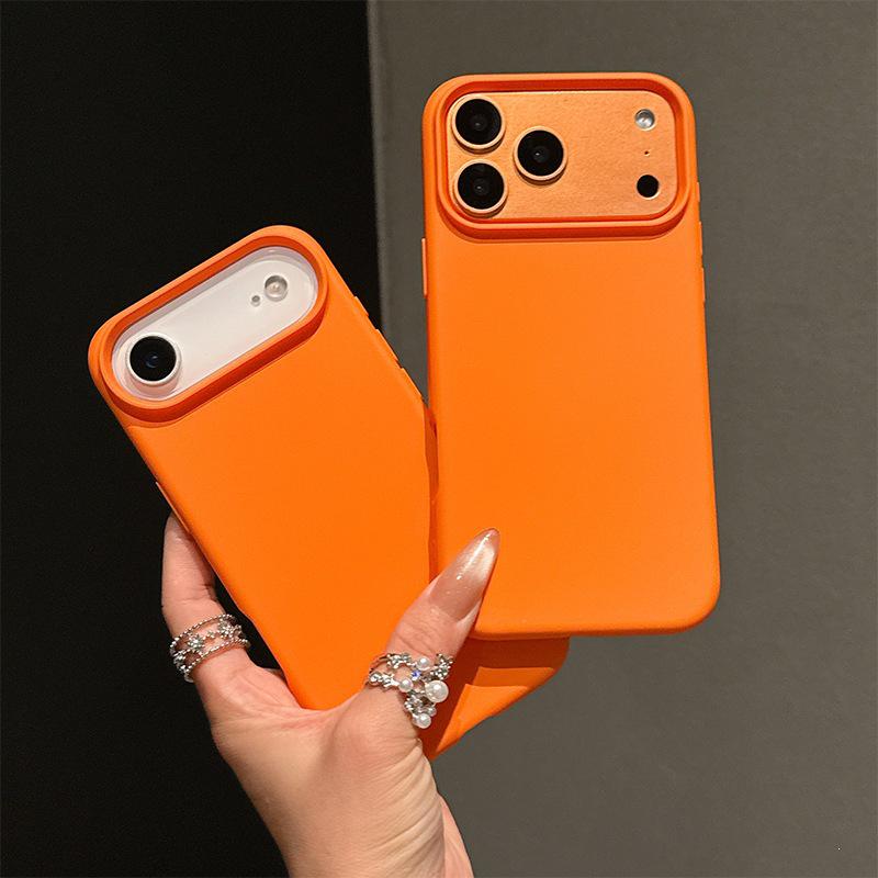 Apple Boutique Премиальный чехол из жидкого силикона для iPhone 17 Pro Max