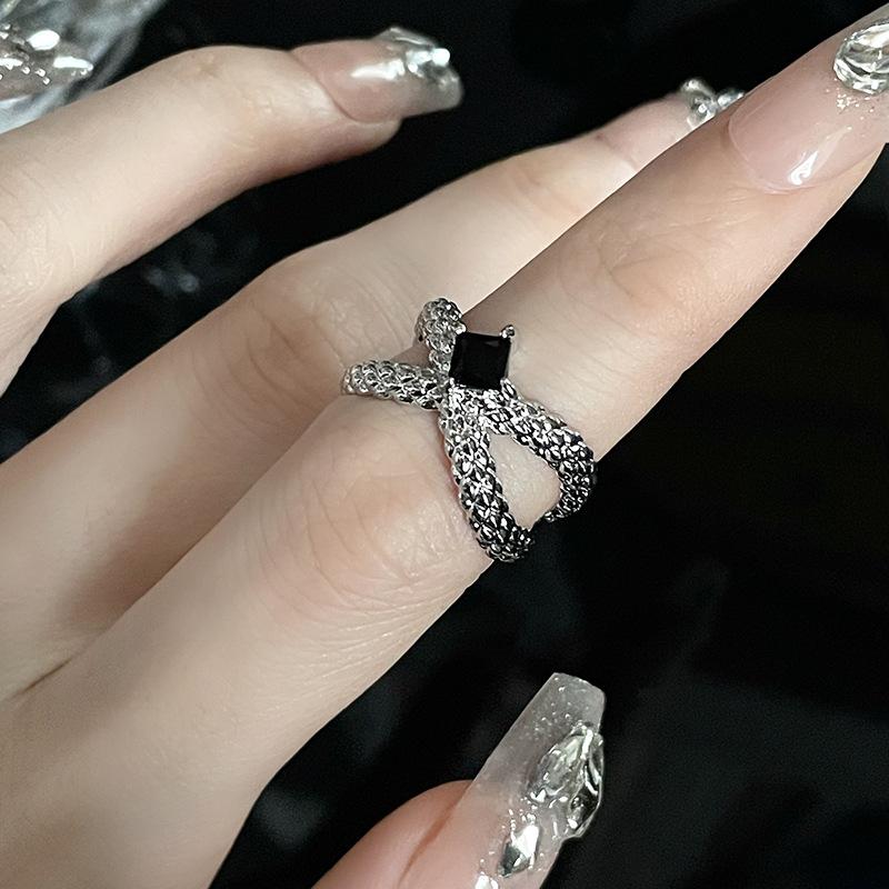 Темная змея личность винтажный французский неровные складки продвинутый смысл холодный ветер открывающее кольцо женское