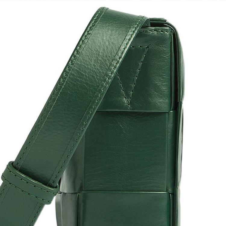 Bottega Veneta Cassette Intreccio Weave Leather Shoulder Bag Men Shoulder Bag Rain-Tree-Green 667298VCQ713061