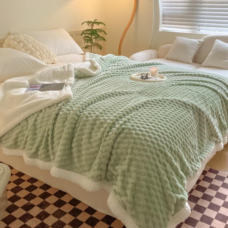 Golden Turtle Velvet Double-Layer Fleece Blanket - Flannel & Lamb Velvet for Autumn/Winter