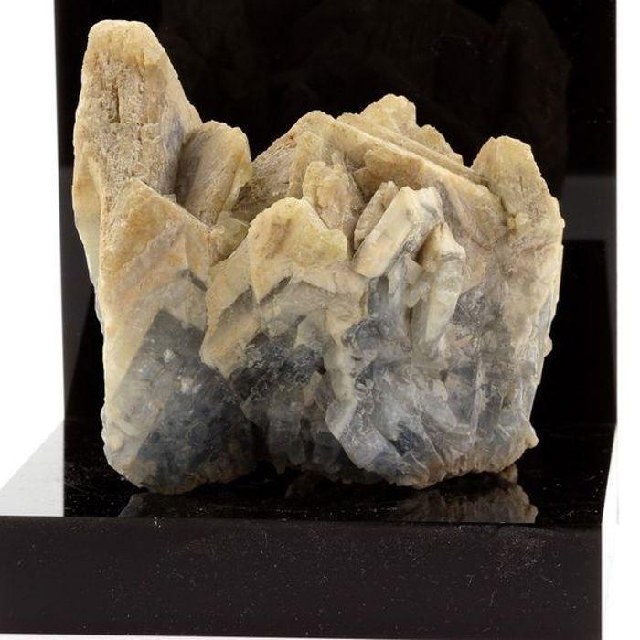 Baryte 3880.4 carats
