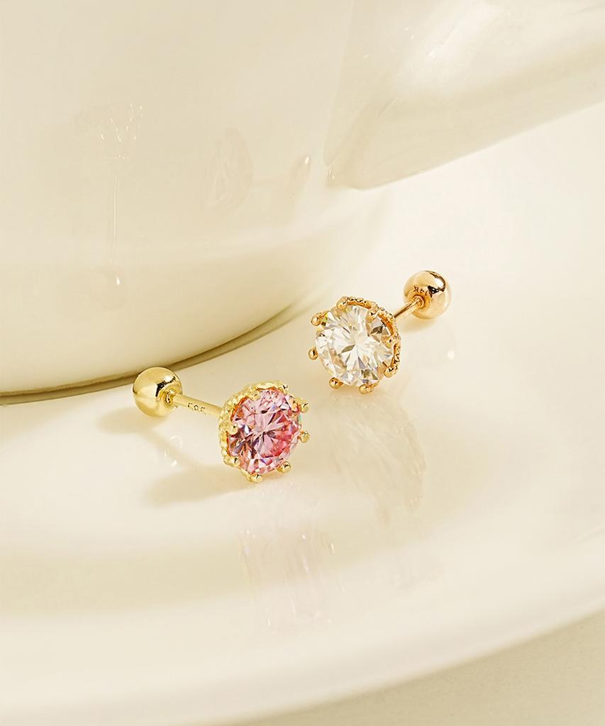 Минималпирсинг Серьги-гвоздики 'Королева' с бриллиантом Муассанитом 14K