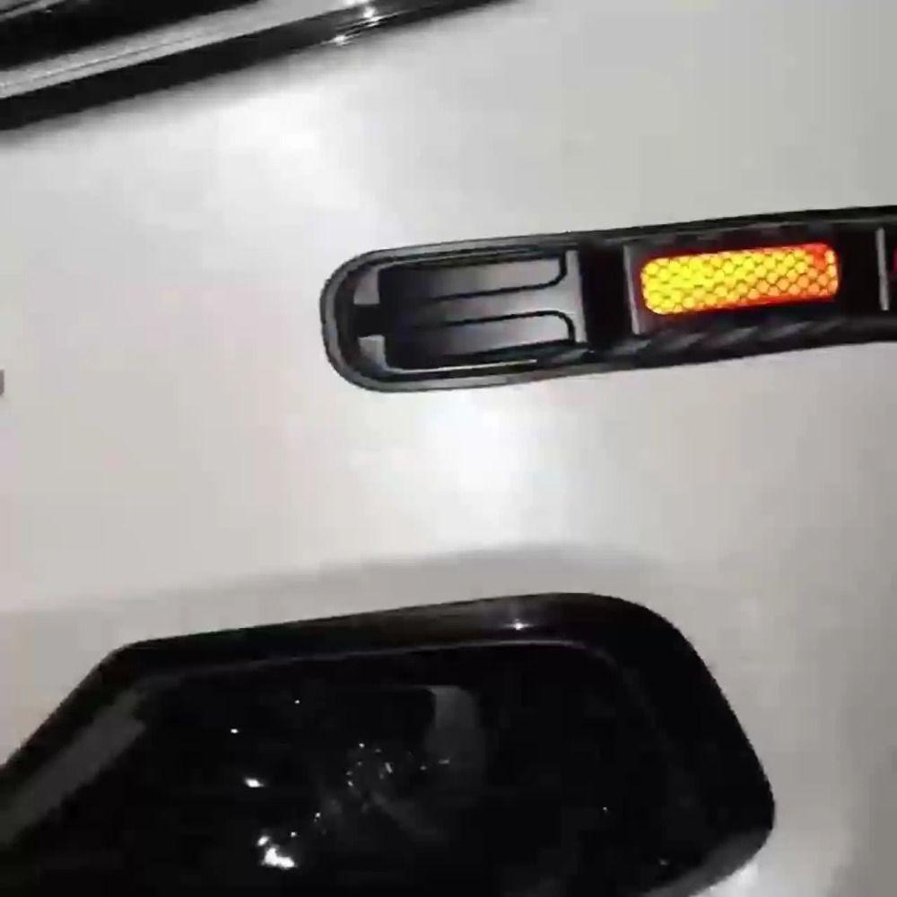 2Pcs Reflective Car Anti-Collision Patch Body Anti-Scratch Stickers Car Body Protection