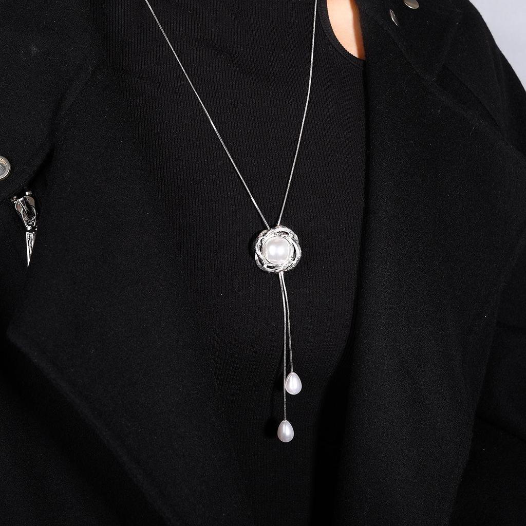 Элегантное длинное ожерелье-цепочка для свитера: Осенне-зимний шикарный кулон для женщин
