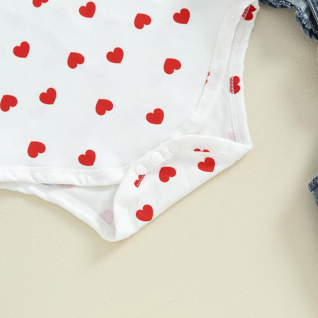 Одежда на День святого Валентина для маленьких девочек, комбинезон с длинными рукавами и принтом в виде сердца, джинсовый комбинезон с вышивкой медведя, брюки, повязка на голову, 3 мес, 6, 9 мес, 12 мес, 18 мес