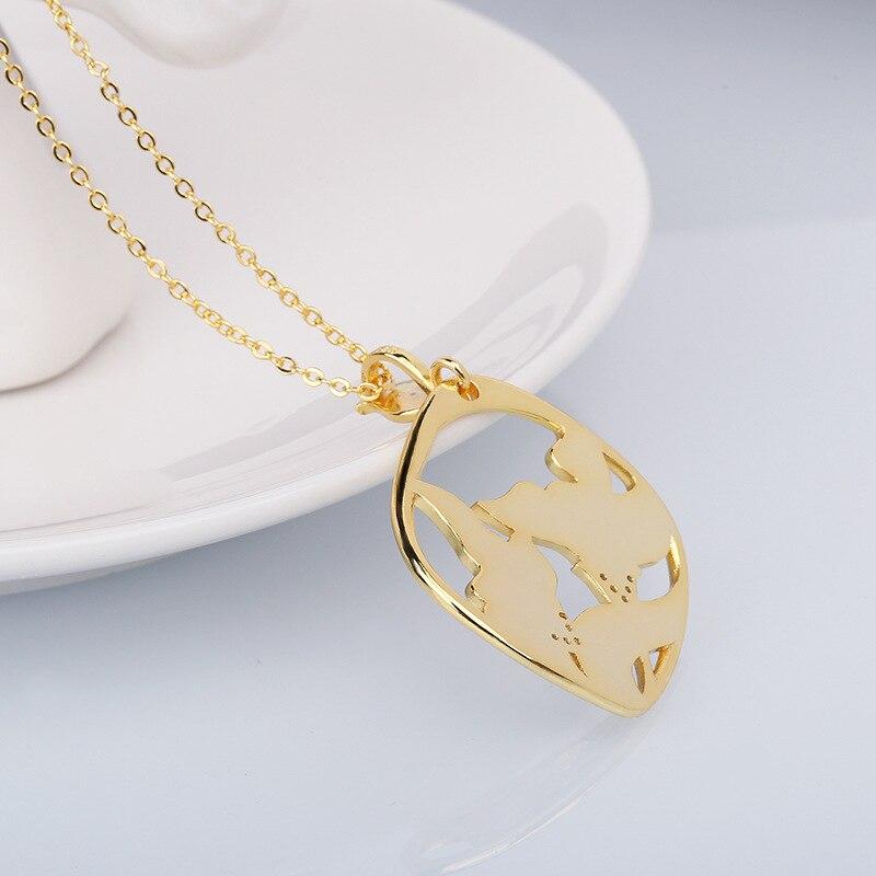 Classic Necklace for Women Pink Flowers Elegant Pendant Necklace Pink Epoxy Enamel Ladies Jewelry Elegant Sweater Chain