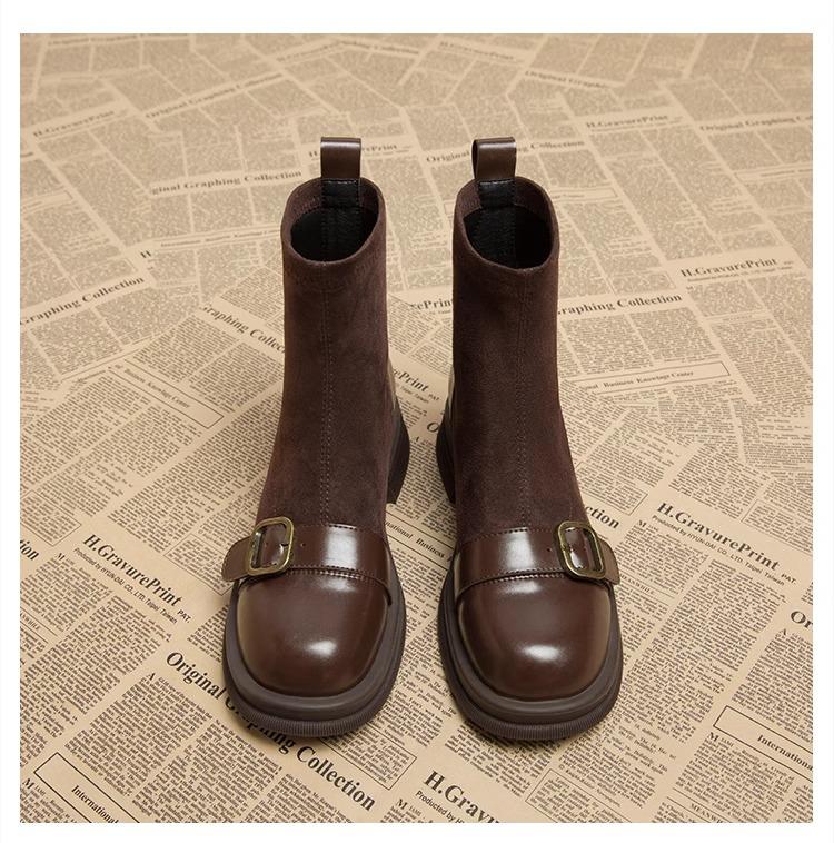 Ретро узкие ботинки коричневые носки ботинки женские 2025 популярные осень и зима зарубежный стиль маленькие короткие ботинки маленькие ботильоны